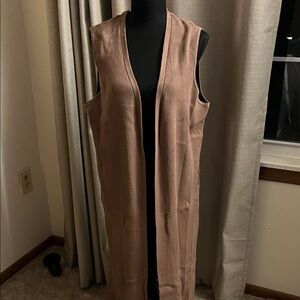 Tahari Tan Sleeveless Sweater Vest
